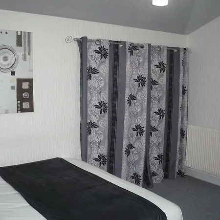Hotel Bon Accueil Oyonnax