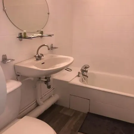 Hotel Bon Accueil Oyonnax