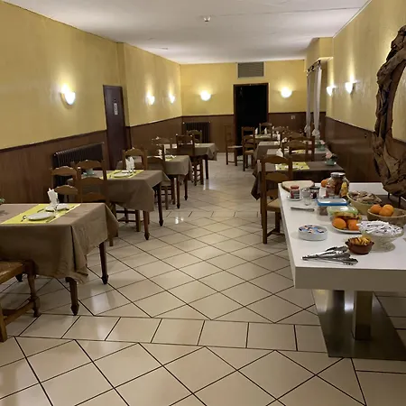 Bon Accueil Hotel Oyonnax